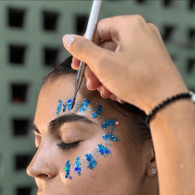 Maquillage glitter bar
